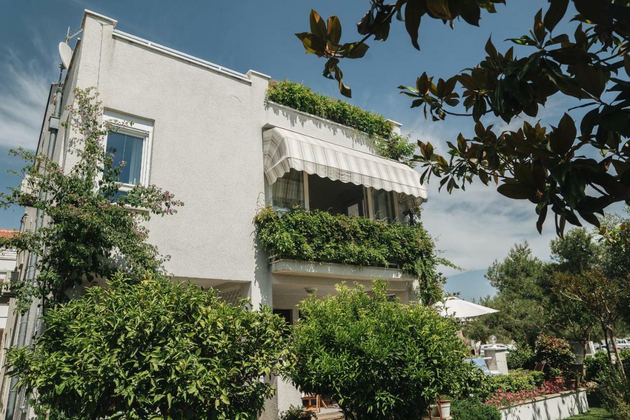 Apartments Lucija Zadar Bagian luar foto